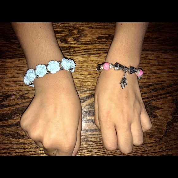 Bracelets - Picture 1 of 1
